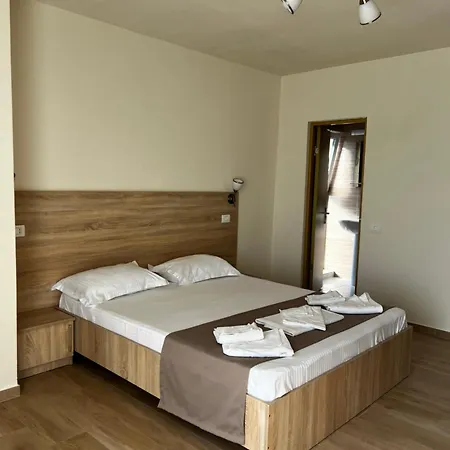 招待所 Seimos 艾福雷诺德